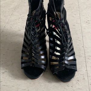 Dolce Vita lace botties